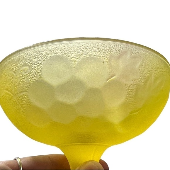 Vintage Compote Candy Trinket Dishes 2 Matching Canary Yellow Frosted Glass - Picture 4 of 14